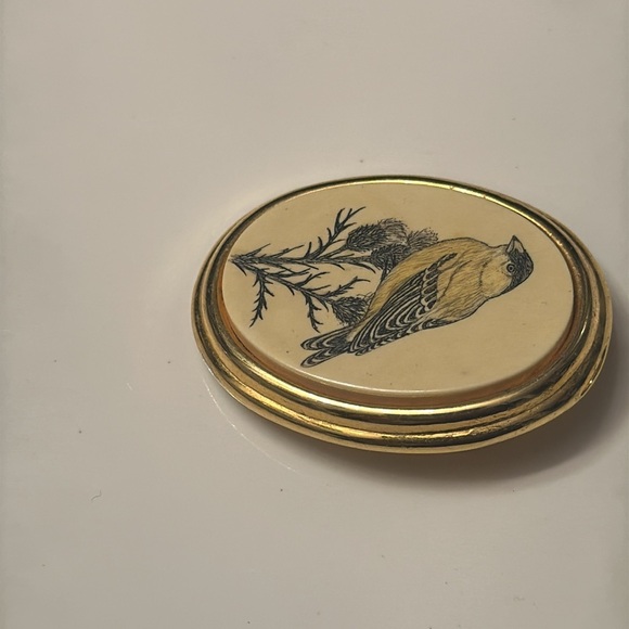 Vintage Barlow bird on tree 1 1/2” x 1” pin in gold tone setting - Picture 5 of 5